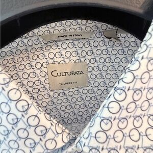 Culturata Men's Tailored Fit Dress Shirt - White and Blue Bicycle Print